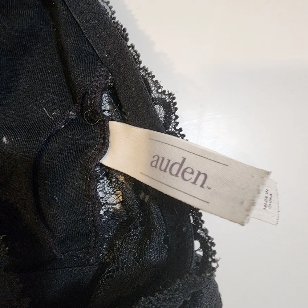 AUDEN black lace Bralette Size L